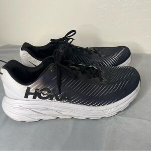 HOKA ONE ONE Men's 11.5 RINCON 3 Black White Running Shoes Tennis Gym Athlete